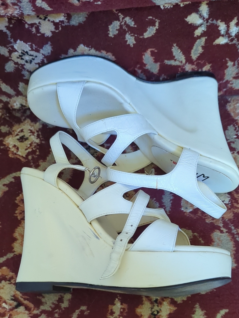Vintage Wild Pair White Strappy Wedge Sandals. Size 5 1/2